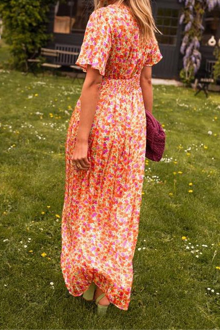 Erin - Classic V-Neck Dress